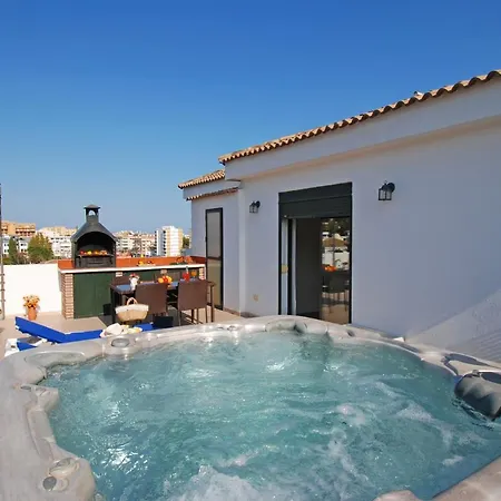 아파트 Isla De 1, Jacuzzi, 80m From The Sea, Ac, Bbq, Private Parking, Big Terrace *
