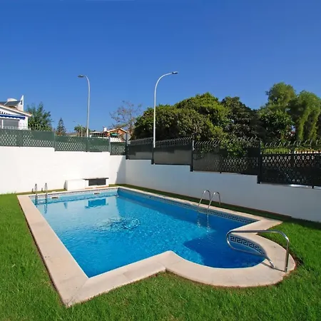 Isla De 1, Jacuzzi, 80m From The Sea, Ac, Bbq, Private Parking, Big Terrace