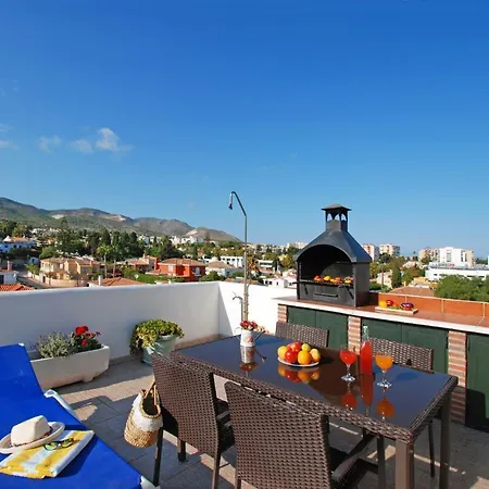 Isla De 1, Jacuzzi, 80m From The Sea, Ac, Bbq, Private Parking, Big Terrace شقة بينالماذينا