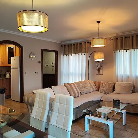 아파트 Isla De 1, Jacuzzi, 80m From The Sea, Ac, Bbq, Private Parking, Big Terrace 베날마데나코스타