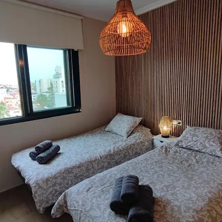 아파트 Isla De 1, Jacuzzi, 80m From The Sea, Ac, Bbq, Private Parking, Big Terrace