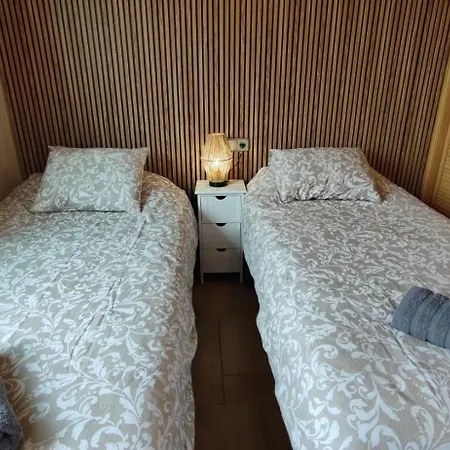 Isla De 1, Jacuzzi, 80m From The Sea, Ac, Bbq, Private Parking, Big Terrace 베날마데나코스타