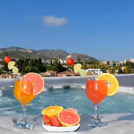 Isla De 1, Jacuzzi, 80m From The Sea, Ac, Bbq, Private Parking, Big Terrace Apartment