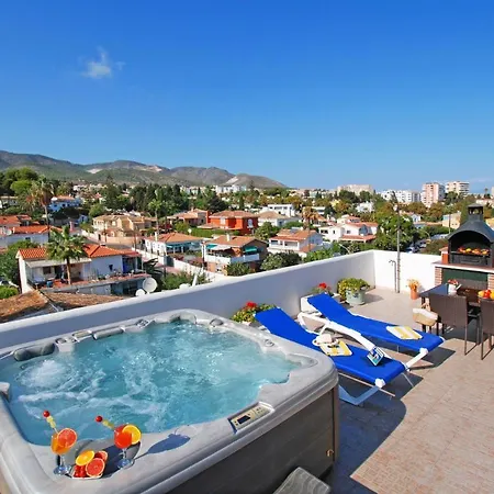 Isla De 1, Jacuzzi, 80m From The Sea, Ac, Bbq, Private Parking, Big Terrace