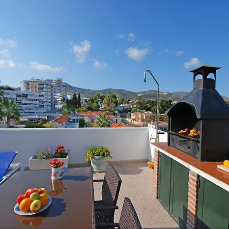 Isla De 1, Jacuzzi, 80m From The Sea, Ac, Bbq, Private Parking, Big Terrace Apartment Benalmadena
